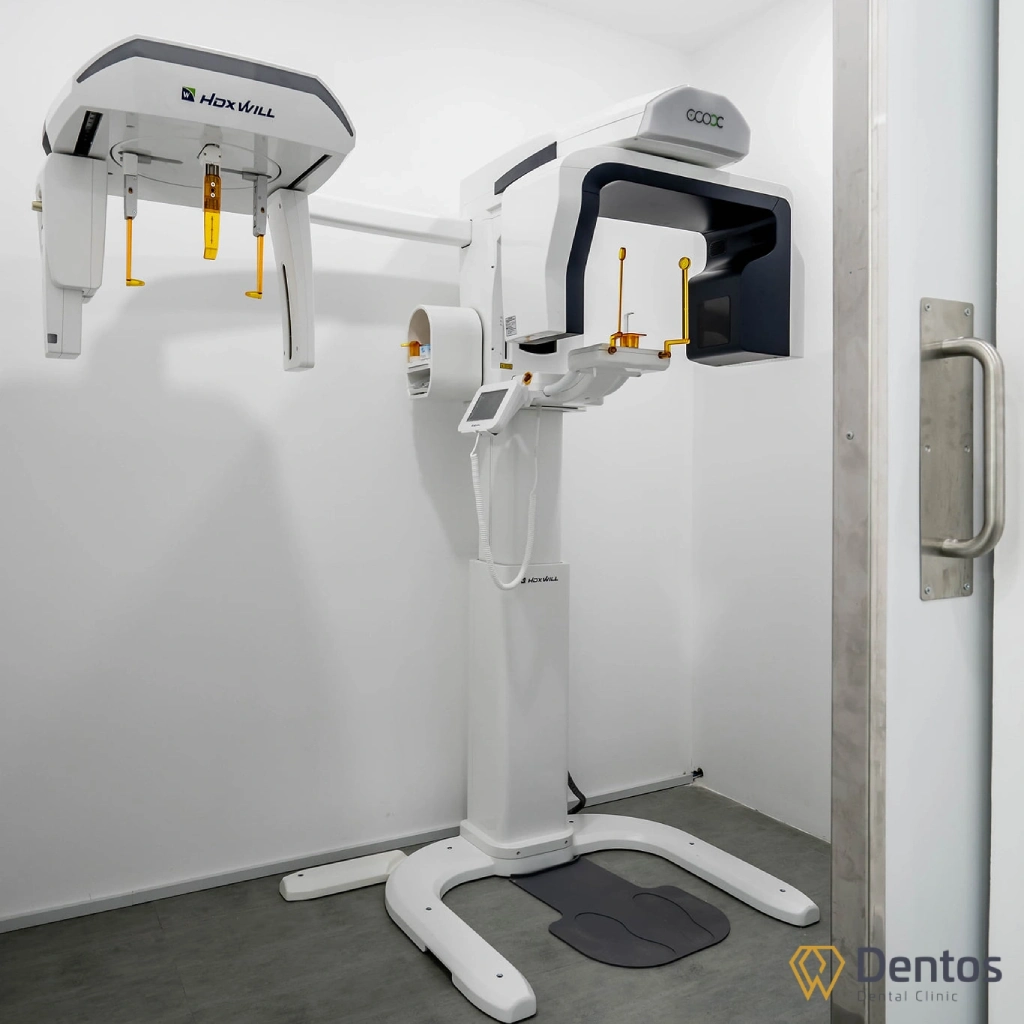 Thiết bị hiện đại hỗ trợ quy trình bọc răng sứ chuẩn xác đến từng milimet